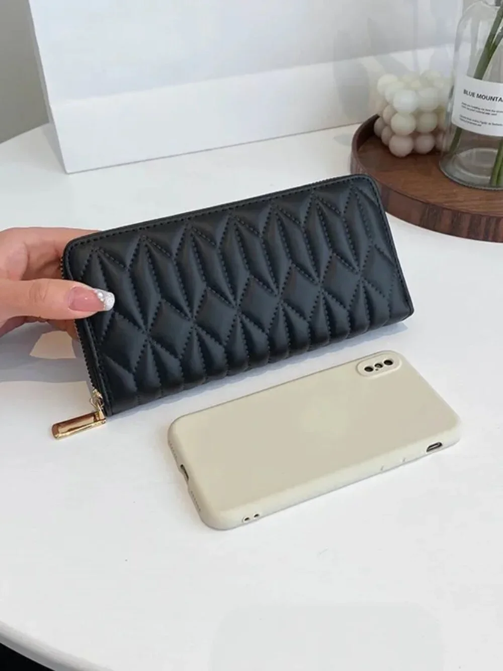 Creasing Women Multi-Card Wallet and Smartphone Holder Coin wristlet